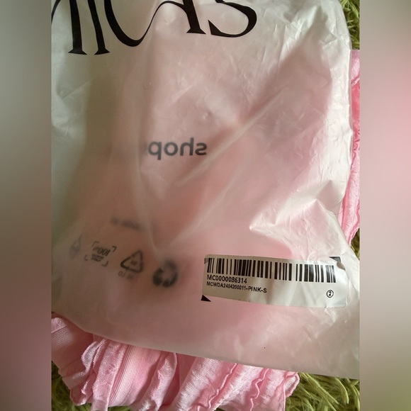 Micas - Sheer Ruffle Texture Halter Backless Maxi Dress - Picture 5 of 6